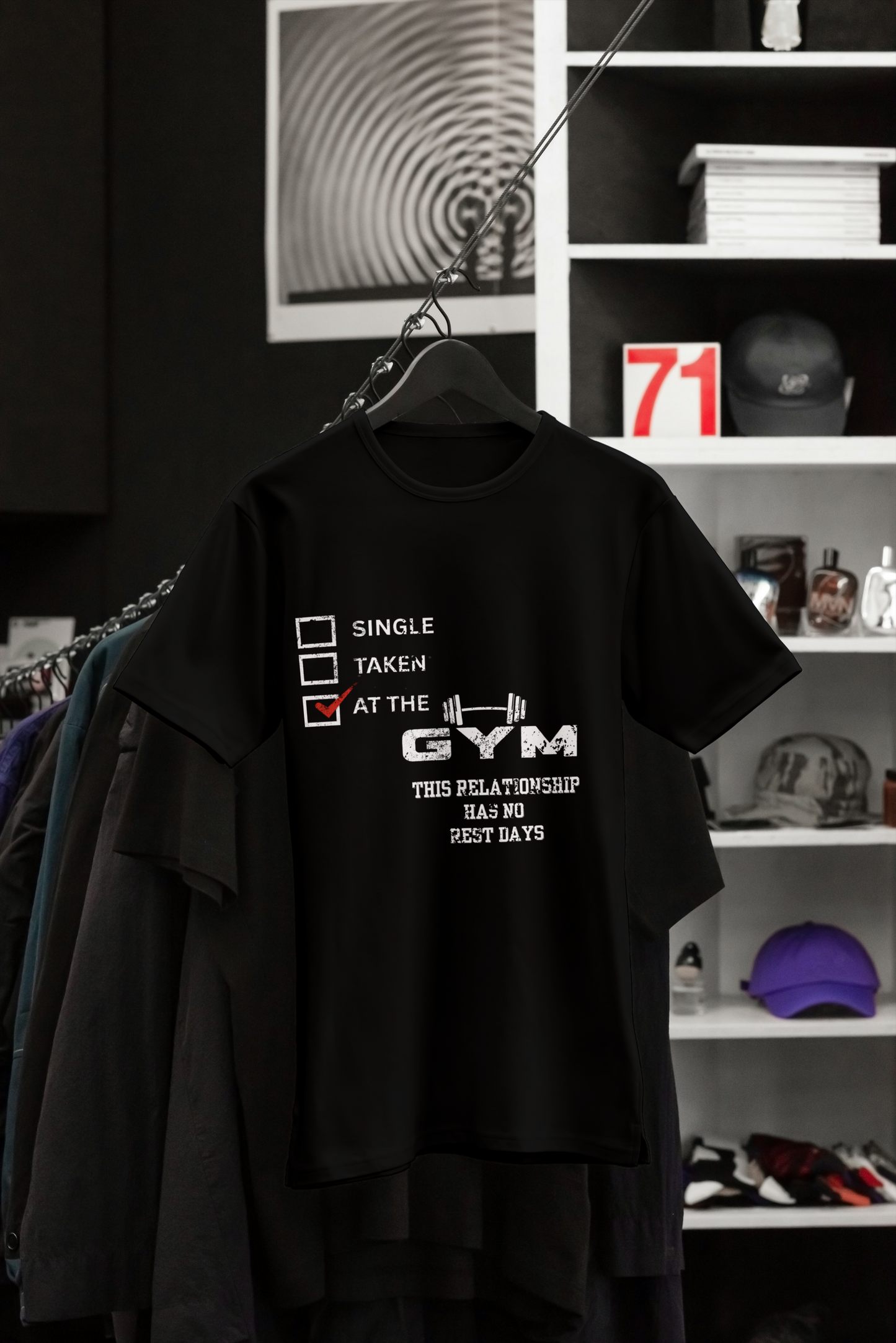 At the Gym – No Rest Days Men T-shirt