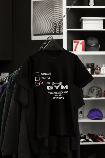 At the Gym – No Rest Days Men T-shirt